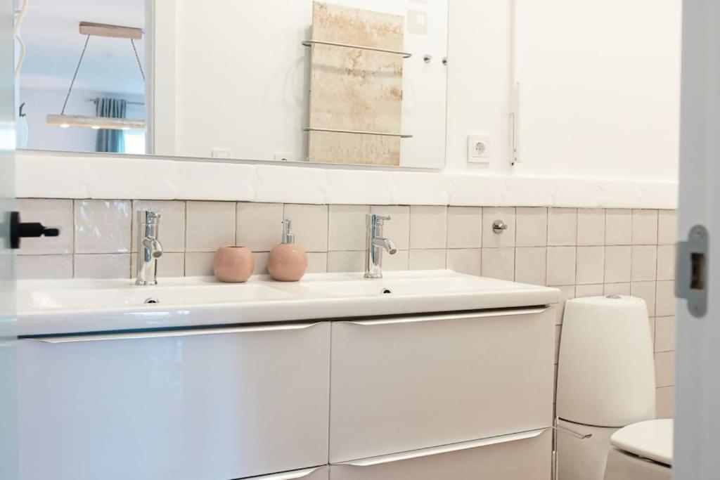 Moraima Junto A Card Apartment Sierra Nevada Ngoại thất bức ảnh